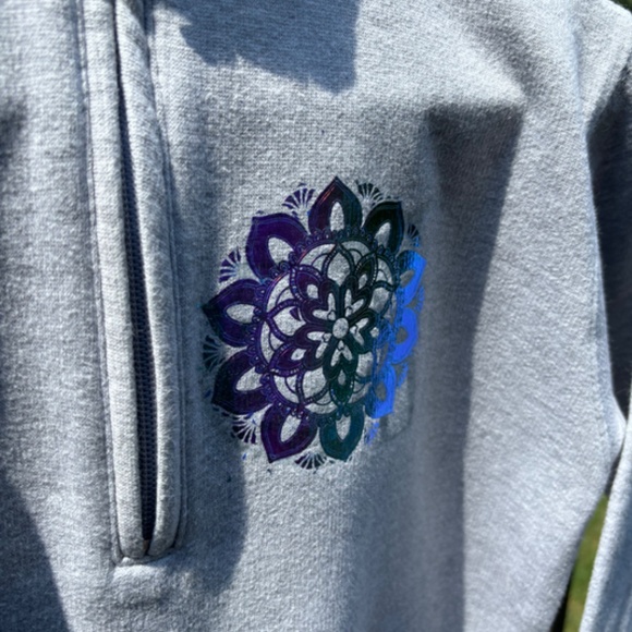 Youth Large Tunic Sweatshirt with holographic floral design - like NEW! - Picture 6 of 10